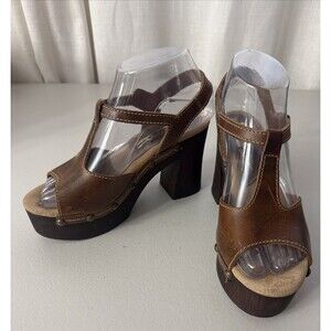 Sbicca Vintage College Wooden Platform Heel Sandals Brown Size 6.5-7 or Euro 37